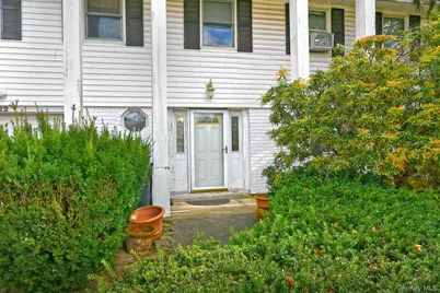 22 Suttonwood Drive, Commack, NY 11725 - Photo 3