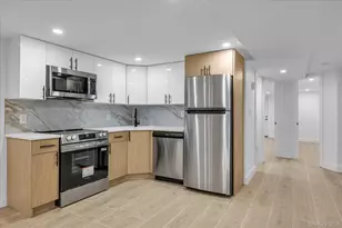 257 E 28th St, Brooklyn, NY 11226 - Photo 13