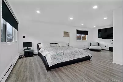 31-14 Healy Avenue, Far Rockaway, NY 11691 - Photo 13