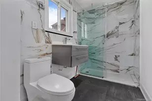 31-14 Healy Ave, Far Rockaway, NY 11691 - Photo 15