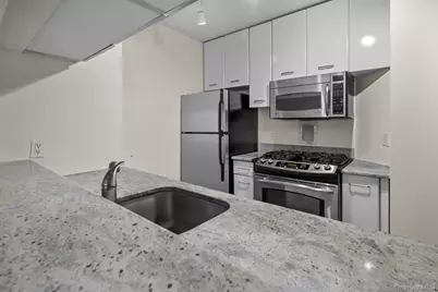 4 Martine Avenue #418, White Plains, NY 10606 - Photo 9