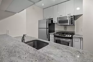 4 Martine Ave, White Plains, NY 10606 - Photo 9