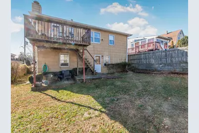 127 Bellevue Place, Yonkers, NY 10703 - Photo 17