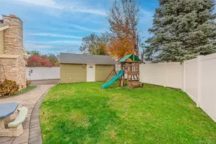 37 Beachwood Dr, Babylon, NY 11702 - Photo 25