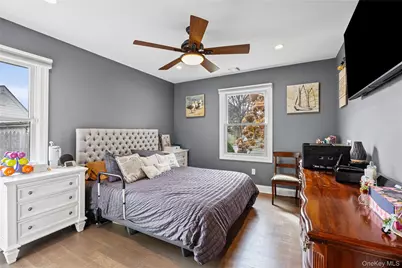 37 Beachwood Drive, Babylon, NY 11702 - Photo 17