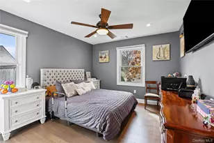 37 Beachwood Dr, Babylon, NY 11702 - Photo 17