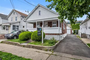 21 Beechwood Ave, Port Washington, NY 11050 - Photo 3