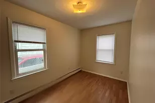 21 Beechwood Ave, Port Washington, NY 11050 - Photo 7