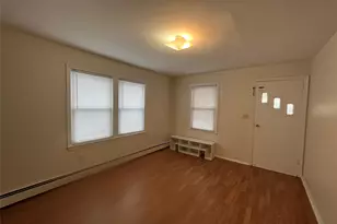 21 Beechwood Ave, Port Washington, NY 11050 - Photo 5