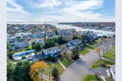 6 White Birch Drive, Babylon, NY 11702 - Photo 23