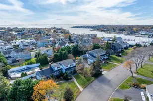 6 White Birch Dr, Babylon, NY 11702 - Photo 23