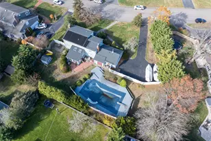 6 White Birch Dr, Babylon, NY 11702 - Photo 27