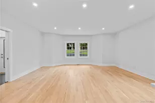 567 King St, Port Chester, NY 10573 - Photo 9