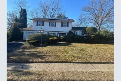 65 Landscape Drive, Wheatley Heights, NY 11798 - Photo 3