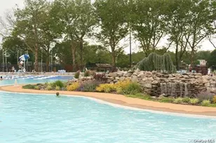 5 Ashwood Rd, Port Washington, NY 11050 - Photo 19