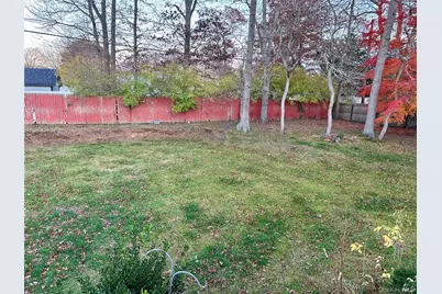 27 Wedgewood Drive, Coram, NY 11727 - Photo 19