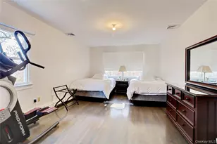 7 Hawk St, Chestnut Ridge, NY 10977 - Photo 13