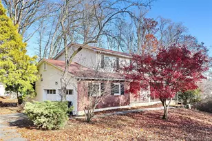 7 Hawk St, Chestnut Ridge, NY 10977 - Photo 19