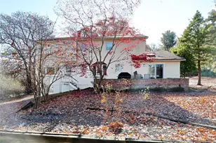 7 Hawk St, Chestnut Ridge, NY 10977 - Photo 23