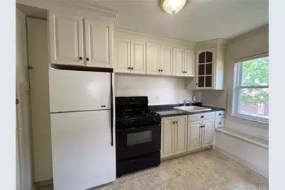 293 W Shore Road #4, Huntington, NY 11743 - Photo 5