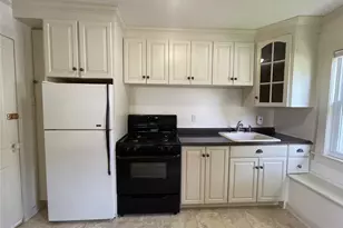 293 W Shore Rd, Huntington, NY 11743 - Photo 3