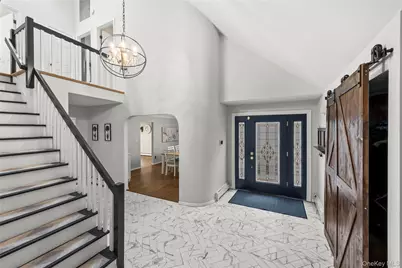 142 Landing Meadow Road, Smithtown, NY 11787 - Photo 11