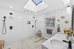 142 Landing Meadow Rd, Smithtown, NY 11787 - Photo 29