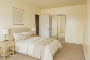 1022 E 211th St, Bronx, NY 10469 - Photo 7