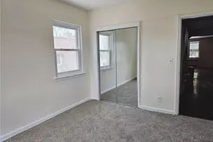 1022 E 211th St, Bronx, NY 10469 - Photo 11