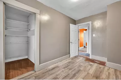 4 3rd Avenue, East Islip, NY 11730 - Photo 25