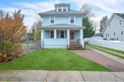 4 3rd Avenue, East Islip, NY 11730 - Photo 1
