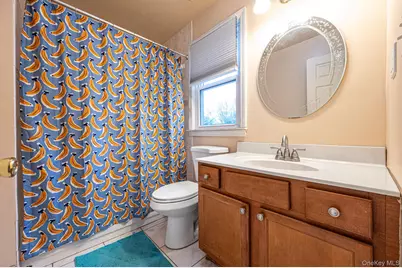 4 3rd Avenue, East Islip, NY 11730 - Photo 21