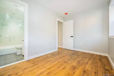 33-34 109 Street, Corona, NY 11368 - Photo 15