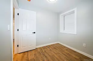 33-34 109th St, Corona, NY 11368 - Photo 21