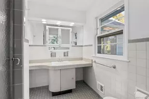 226 Guion Dr, Mamaroneck, NY 10543 - Photo 29