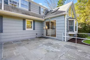 226 Guion Dr, Mamaroneck, NY 10543 - Photo 37