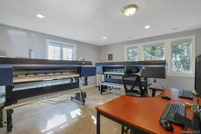 450 Westlake Drive, Valhalla, NY 10595 - Photo 33