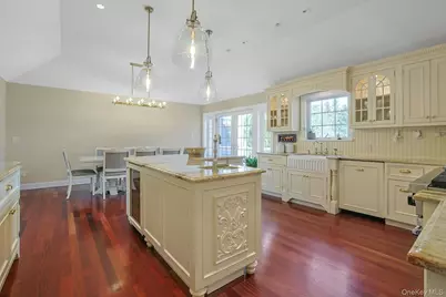 450 Westlake Drive, Valhalla, NY 10595 - Photo 17