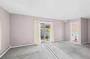 10 Queen Dr, Sound Beach, NY 11789 - Photo 15