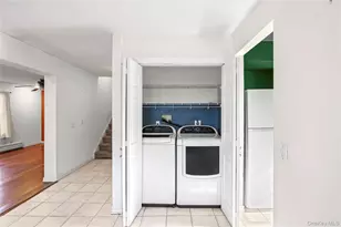 10 Queen Dr, Sound Beach, NY 11789 - Photo 13