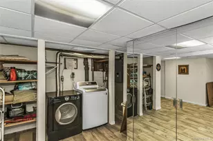 29 Elmwood Ct, Plainview, NY 11803 - Photo 19