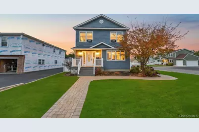 297 Catskill Avenue, Lindenhurst, NY 11757 - Photo 1