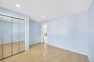 297 Catskill Ave, Lindenhurst, NY 11757 - Photo 19