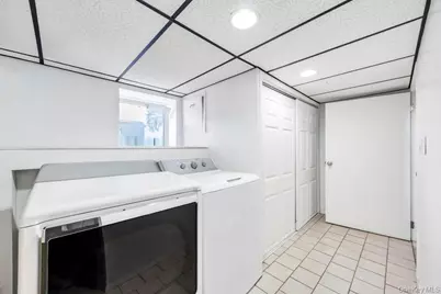 297 Catskill Avenue, Lindenhurst, NY 11757 - Photo 33