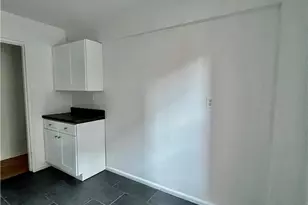 4 Windsor Terrace, White Plains, NY 10601 - Photo 15