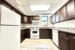 6 W Mill Dr, Great Neck, NY 11021 - Photo 27