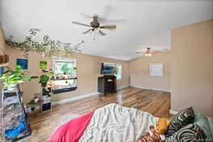 1113 Joselson Ave, Bay Shore, NY 11706 - Photo 25