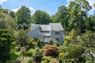 8 Cobbling Rock Dr, Katonah, NY 10536 - Photo 43