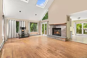 8 Cobbling Rock Dr, Katonah, NY 10536 - Photo 11