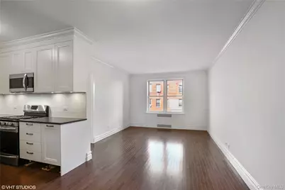 73-12 35th Avenue #D2, Jackson Heights, NY 11372 - Photo 3
